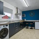 Rookwood House - Spacious With Free Parking - Short 別荘 リーズ