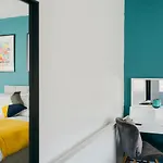 Rookwood House - Spacious With Free Parking - Short リーズ