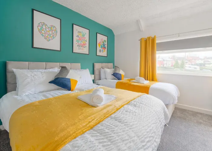 Rookwood House - Spacious With Free Parking - Short Semesterbostad Leeds (West Yorkshire)