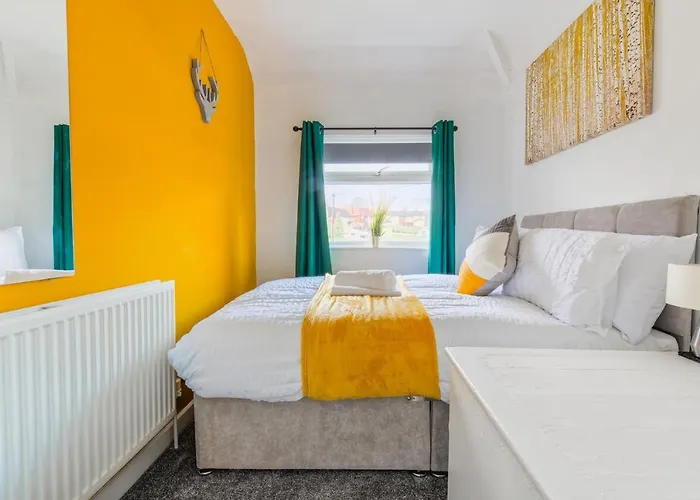 Rookwood House - Spacious With Free Parking - Short Semesterbostad *