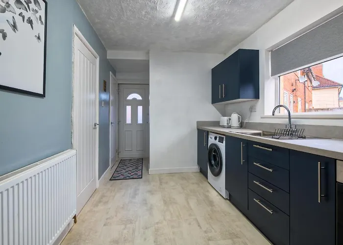 Rookwood House - Spacious With Free Parking - Short Semesterbostad *