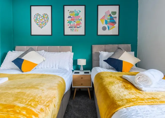 Rookwood House - Spacious With Free Parking - Short Semesterbostad