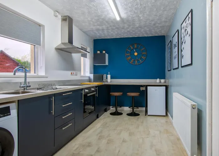 Rookwood House - Spacious With Free Parking - Short Semesterbostad